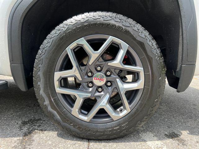 2022 GMC Sierra 1500 4WD Crew Cab Short Box SLT