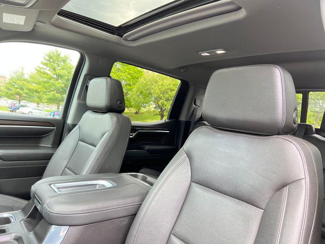 2022 GMC Sierra 1500 4WD Crew Cab Short Box SLT