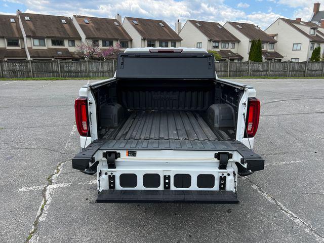 2022 GMC Sierra 1500 4WD Crew Cab Short Box SLT