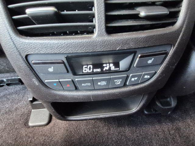 2017 Acura MDX w/Advance Package