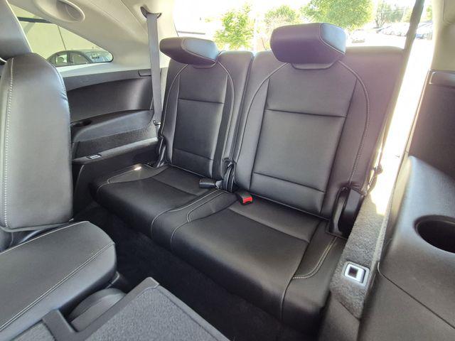 2017 Acura MDX w/Advance Package