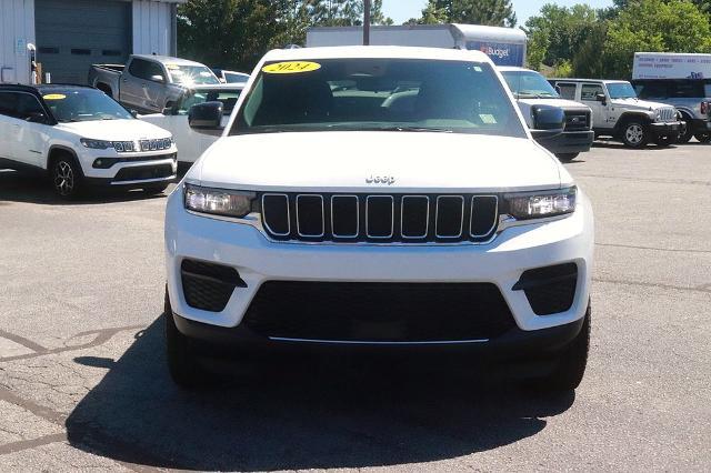 2024 Jeep Grand Cherokee Laredo 4x4