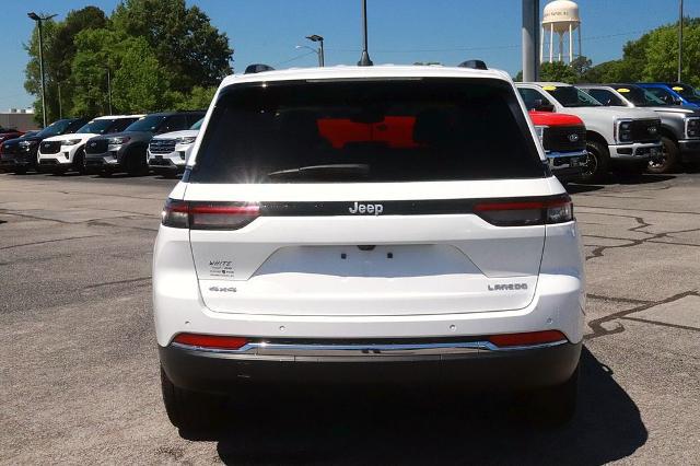 2024 Jeep Grand Cherokee Laredo 4x4
