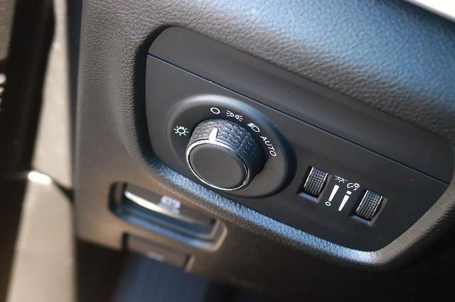 2024 Jeep Grand Cherokee Laredo 4x4