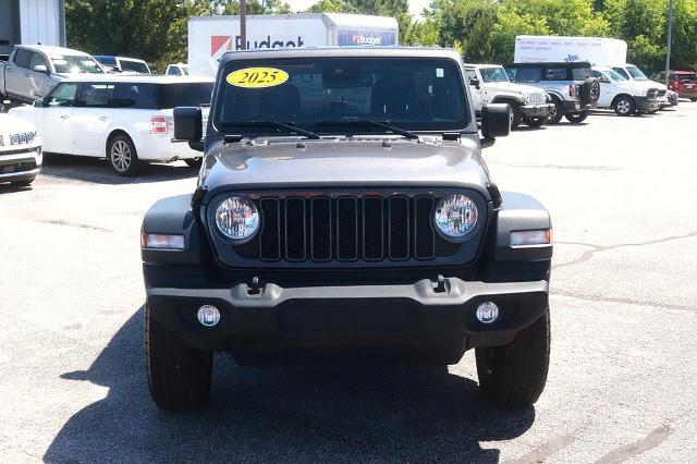 2025 Jeep Wrangler 4-Door Summit 4x4