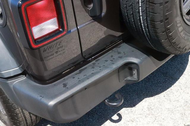 2025 Jeep Wrangler 4-Door Summit 4x4