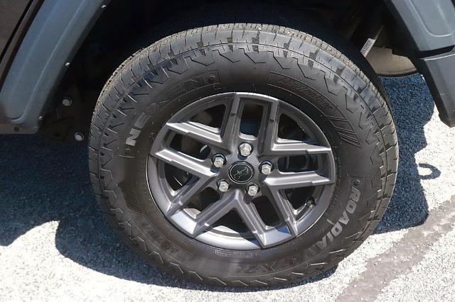 2025 Jeep Wrangler 4-Door Summit 4x4