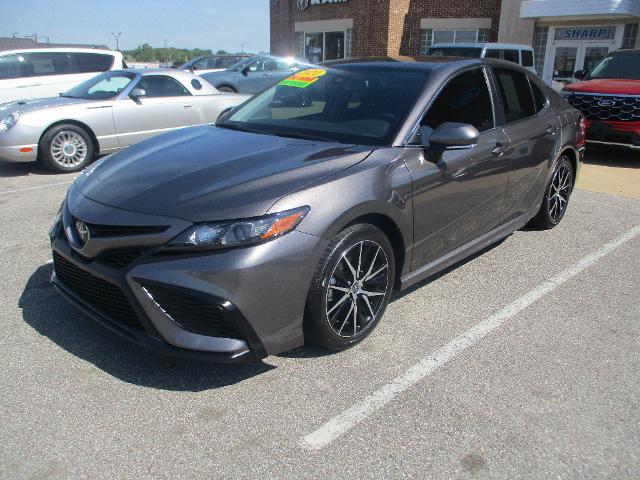 2024 Toyota Camry SE