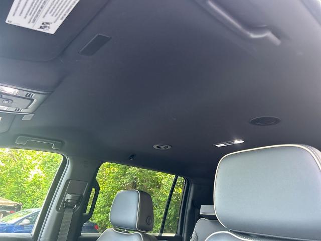 2025 Chevrolet Suburban 2WD Premier