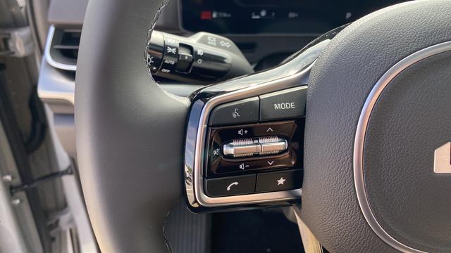 2026 Kia Carnival MPV SX