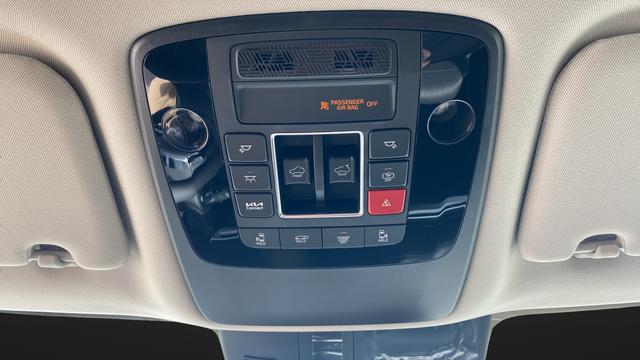2026 Kia Carnival MPV SX