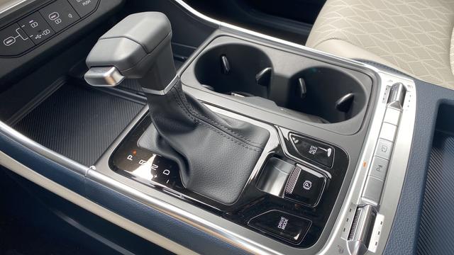 2026 Kia Carnival MPV SX