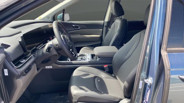2026 Kia Carnival MPV SX