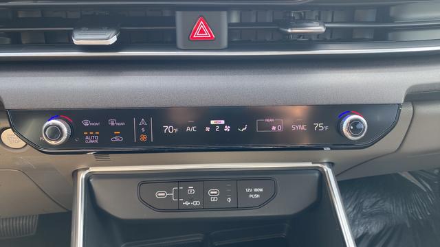 2026 Kia Carnival MPV SX