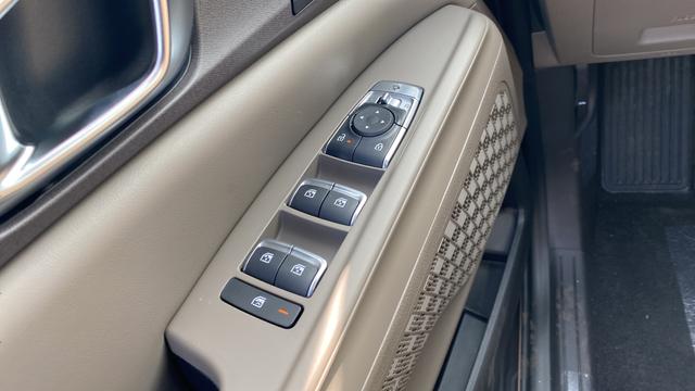 2026 Kia Carnival MPV SX