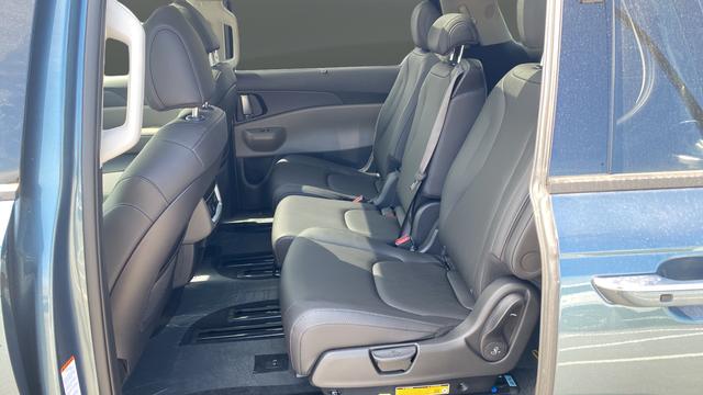 2026 Kia Carnival MPV SX