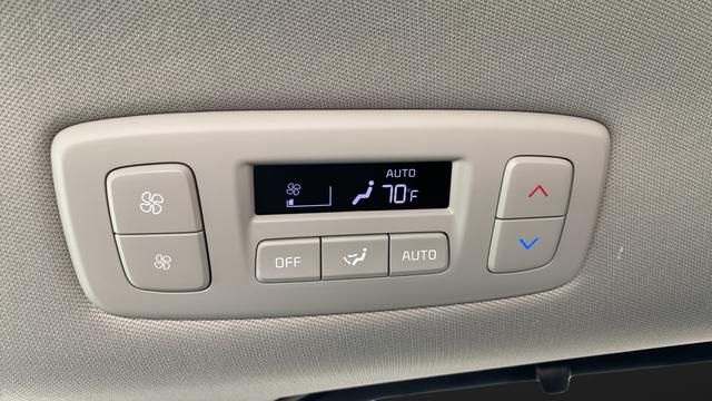 2026 Kia Carnival MPV SX