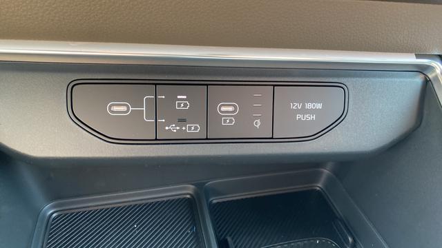 2026 Kia Carnival MPV SX