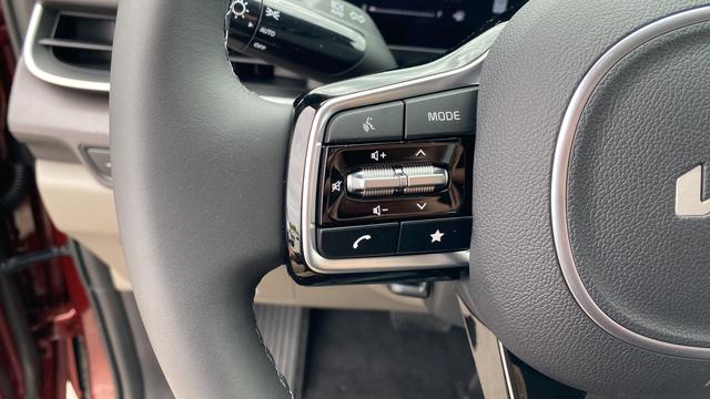 2026 Kia Carnival MPV EX