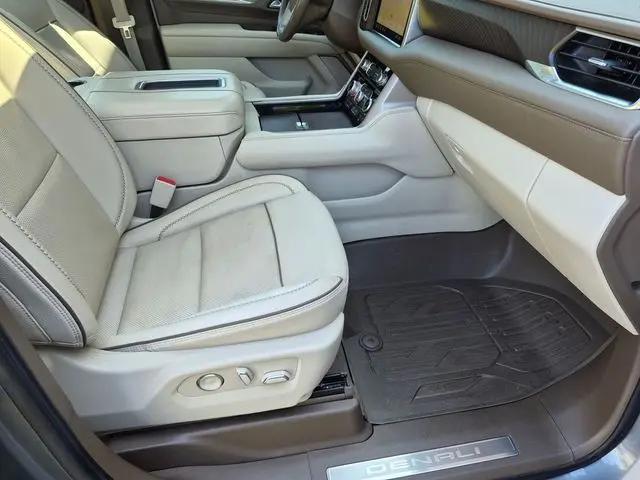 2021 GMC Yukon 4WD Denali