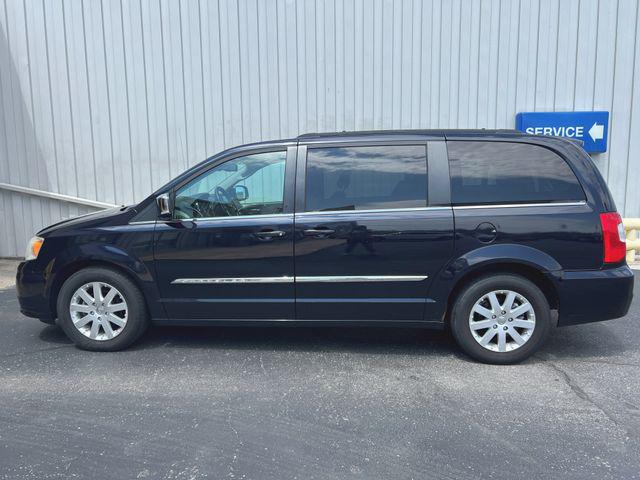 2011 Chrysler Town & Country Touring-L
