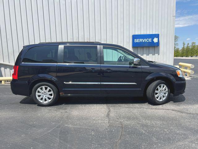 2011 Chrysler Town & Country Touring-L