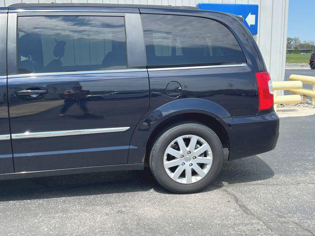 2011 Chrysler Town & Country Touring-L