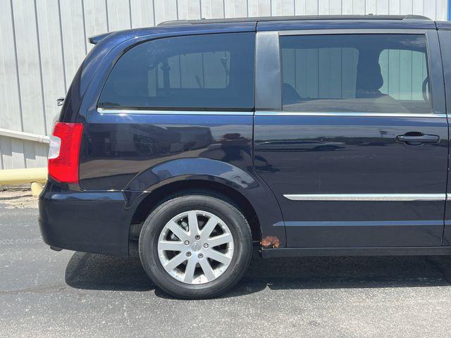2011 Chrysler Town & Country Touring-L