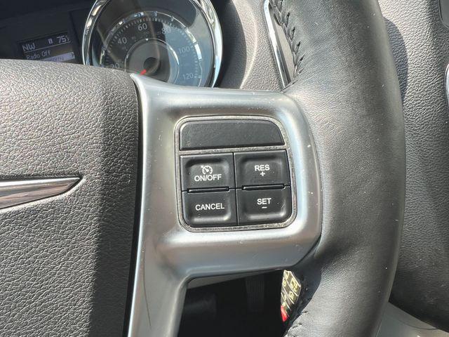 2011 Chrysler Town & Country Touring-L