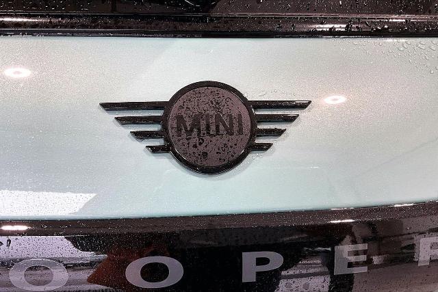 2025 MINI Hardtop JCW