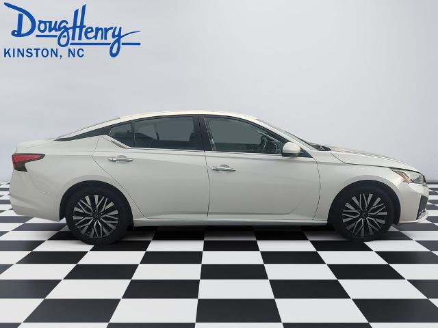 2023 Nissan Altima SV FWD