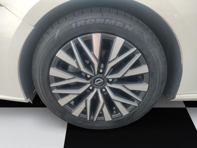 2023 Nissan Altima SV FWD