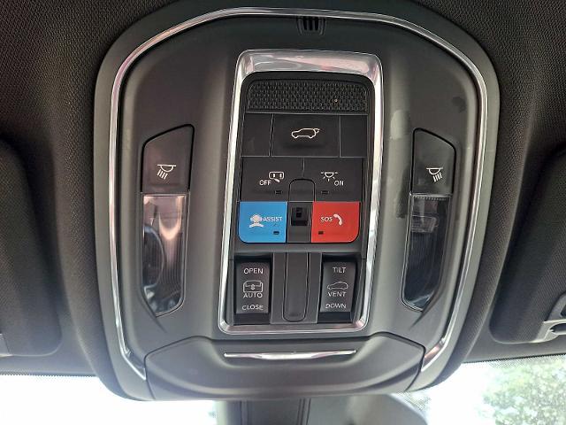 2023 Jeep Grand Cherokee L Altitude 4x4