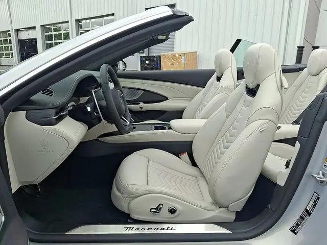 2026 Maserati GranCabrio Standard