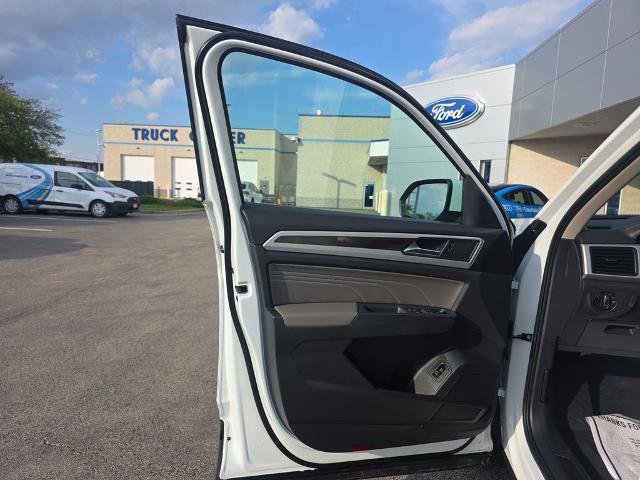 2021 Volkswagen Atlas 3.6 V6 SE w/ Technology