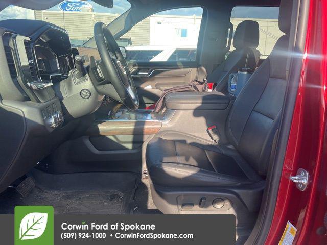 2025 GMC Sierra 1500 4WD Crew Cab Short Box SLT