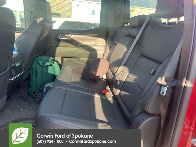 2025 GMC Sierra 1500 4WD Crew Cab Short Box SLT