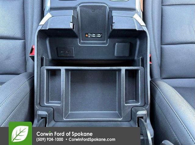 2025 GMC Sierra 1500 4WD Crew Cab Short Box SLT