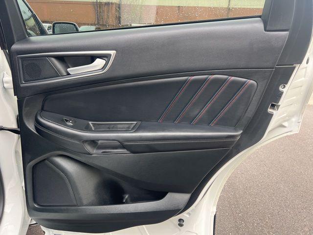 2023 Ford Edge ST