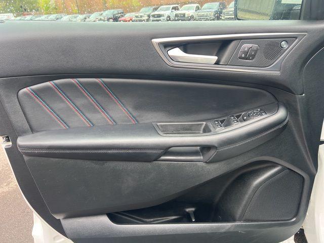 2023 Ford Edge ST