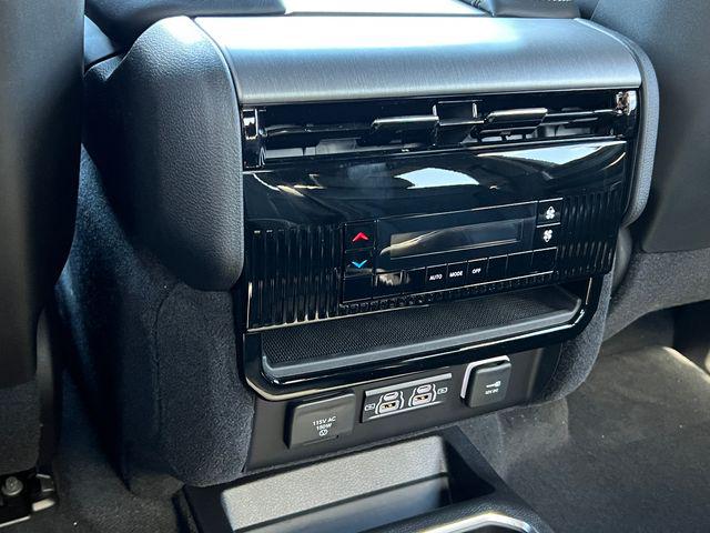 2026 Jeep Grand Wagoneer 4x4