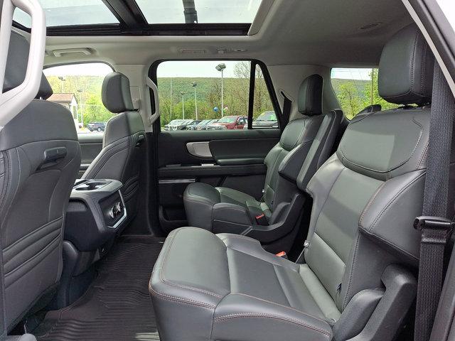 2025 Ford Expedition Active MAX