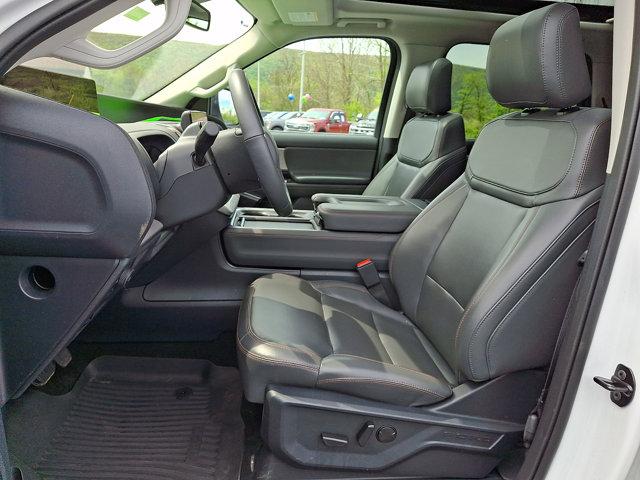 2025 Ford Expedition Active MAX