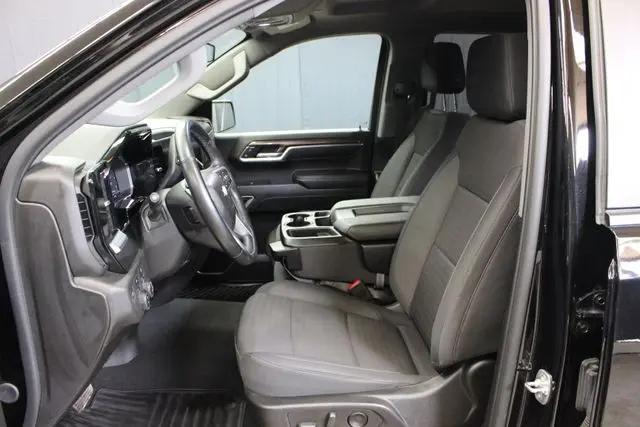 2025 Chevrolet Silverado 1500 4WD Crew Cab Standard Bed LT