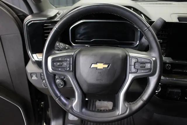 2025 Chevrolet Silverado 1500 4WD Crew Cab Standard Bed LT
