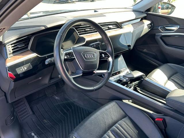 2019 Audi e-tron Premium Plus