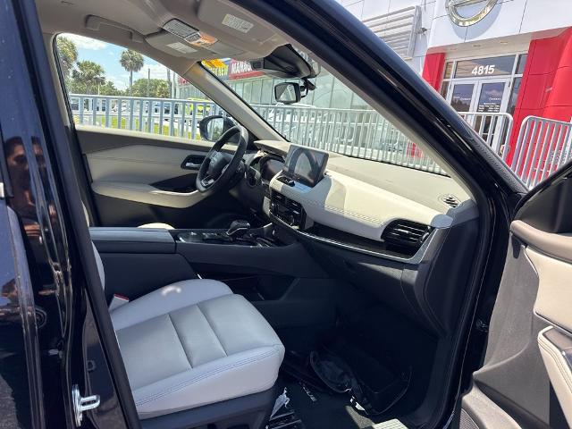 2025 Nissan Rogue SL FWD
