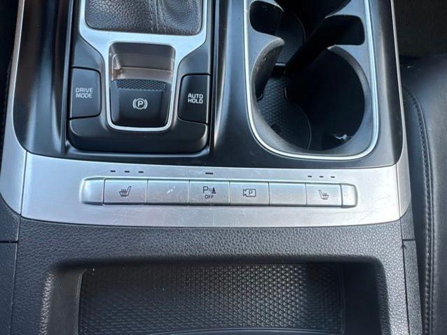 2023 Kia Carnival MPV LX Seat Package