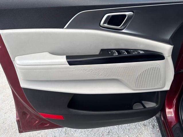 2023 Kia Carnival MPV LX Seat Package