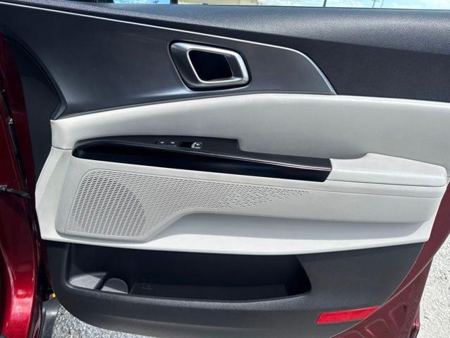 2023 Kia Carnival MPV LX Seat Package